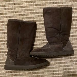 EUC Brown Tall Ugg Boots